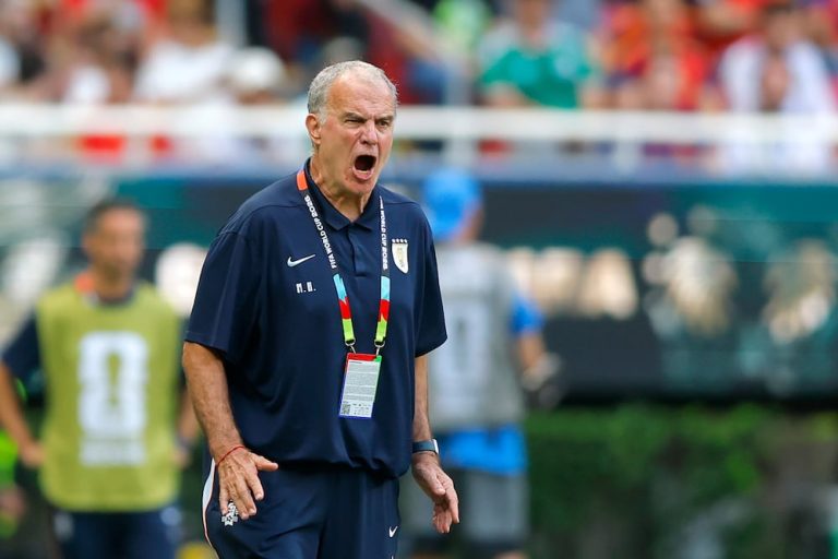 bielsa-eliminacion-uruguay